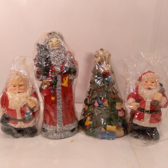 Robert Alan candle Co. Lot of 4 Christmas candles - Picture 1 of 6